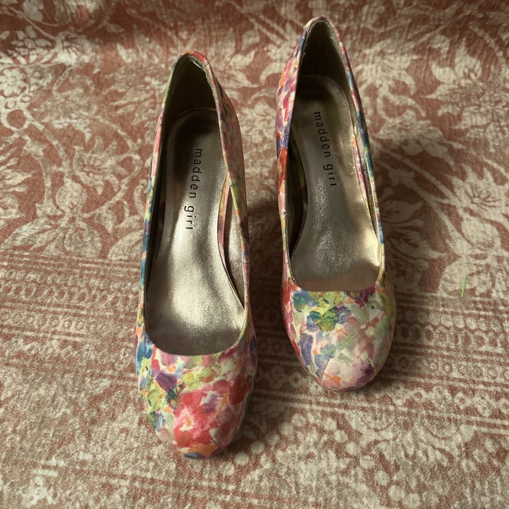 Women's Madden Girl Getta Floral Colorful Heels Women's Sz 6